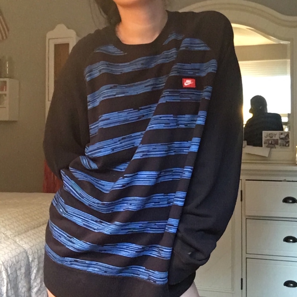 🇺🇸LABOR DAY SALE 🇺🇸 NIKE SWEATSHIRT